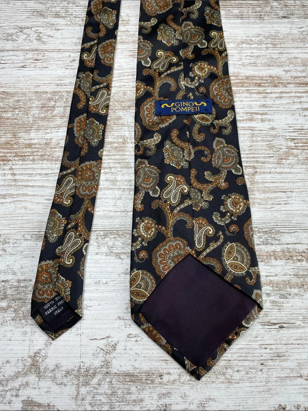 Vintage Gino Pompeii Italian Silk Tie Black Paisley Floral Necktie USA 55x4